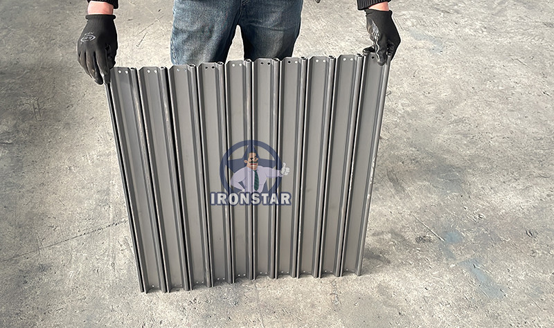 2 in 1 rolling shutter door roll forming machine for Saudi Arabia