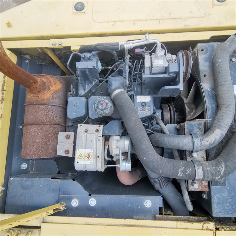Komatsu PC160-7 Mini Excavator 6 Ton with Original Hydraulic Valve and from Japan