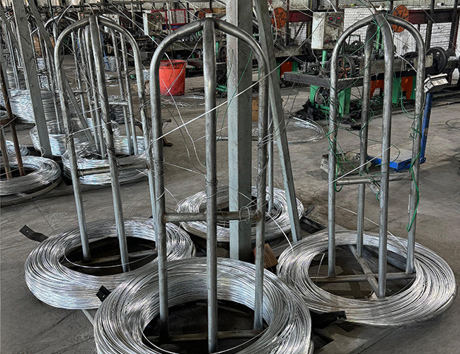 Rust Resistance Single Strand Stainless Steel Barbed Wire Price Per Roll