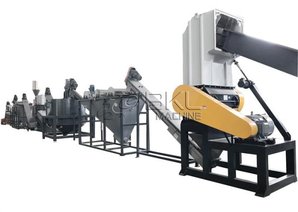 Quality 500KG/H Plastic Pet Bottle Recycling Machine Pelletizing 150kw Washing for sale