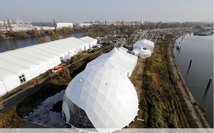 Luxury Large Glamping Tent Outdoor Geodesic Dome Tent Event Dome Outdoor With Shower Toilet, Canopy Gazebos Screen