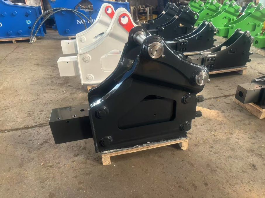 Side Type Hydraulic Rock Breaker Excavator Rock Breaker sb81N SB70 135 MM diameter chisel tools