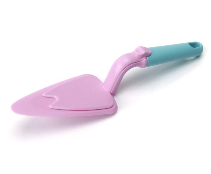 Plastic bakery tools cake shovel adjustable plastic cake food grade for FDA