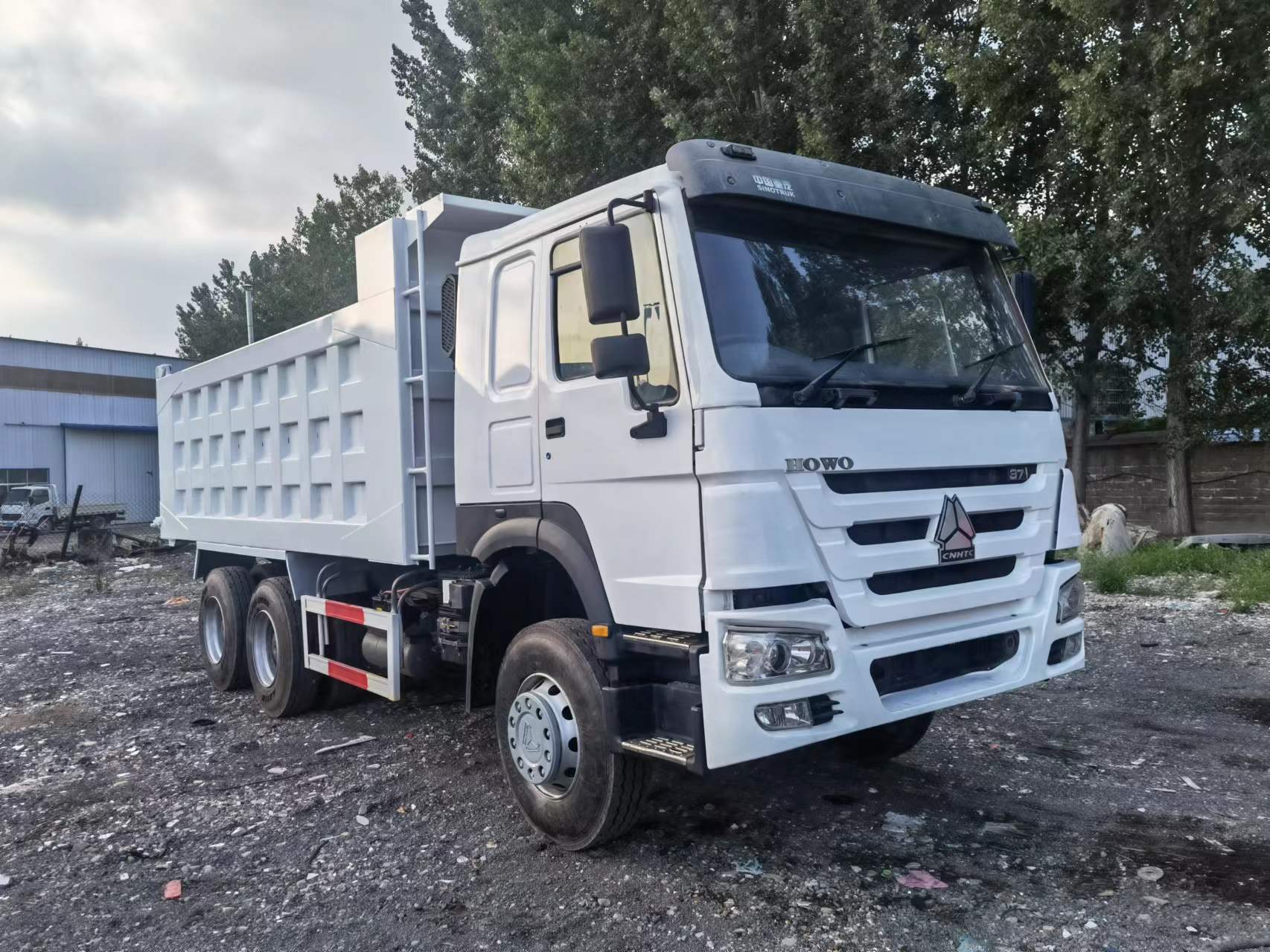 Used Howo Euro 2 371HP 375hp 40 Ton Tipper Truck 10 Wheel 6x4 Second Hand Dump Truck
