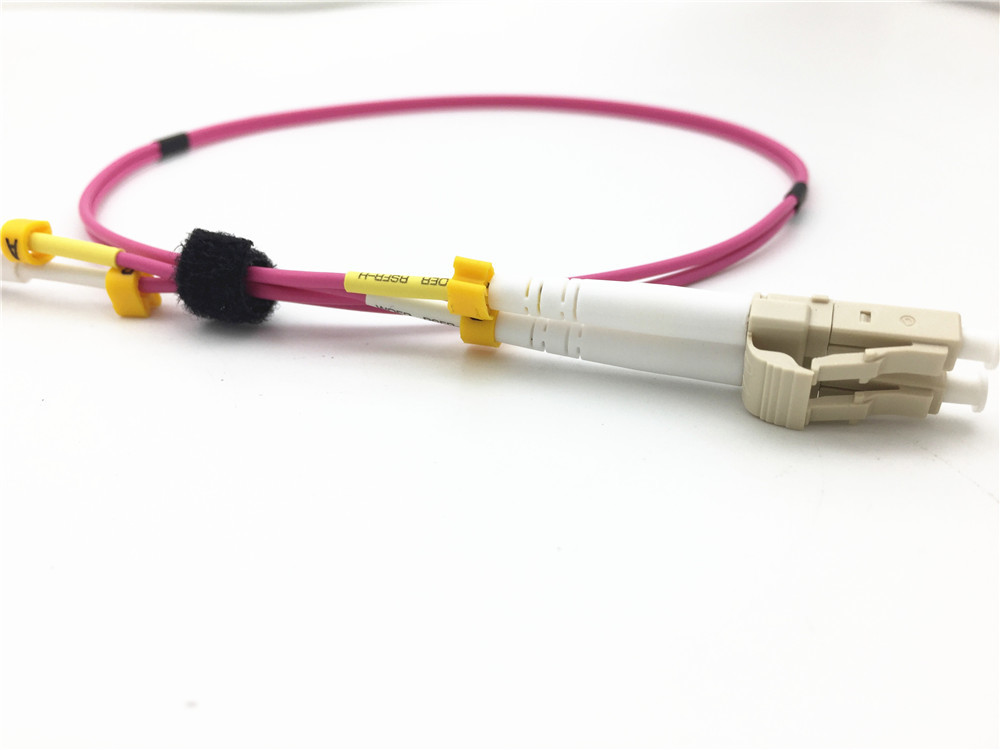 OM4 50/125 LC To LC Duplex 2.0mm Multimode Fiber Optic Cable