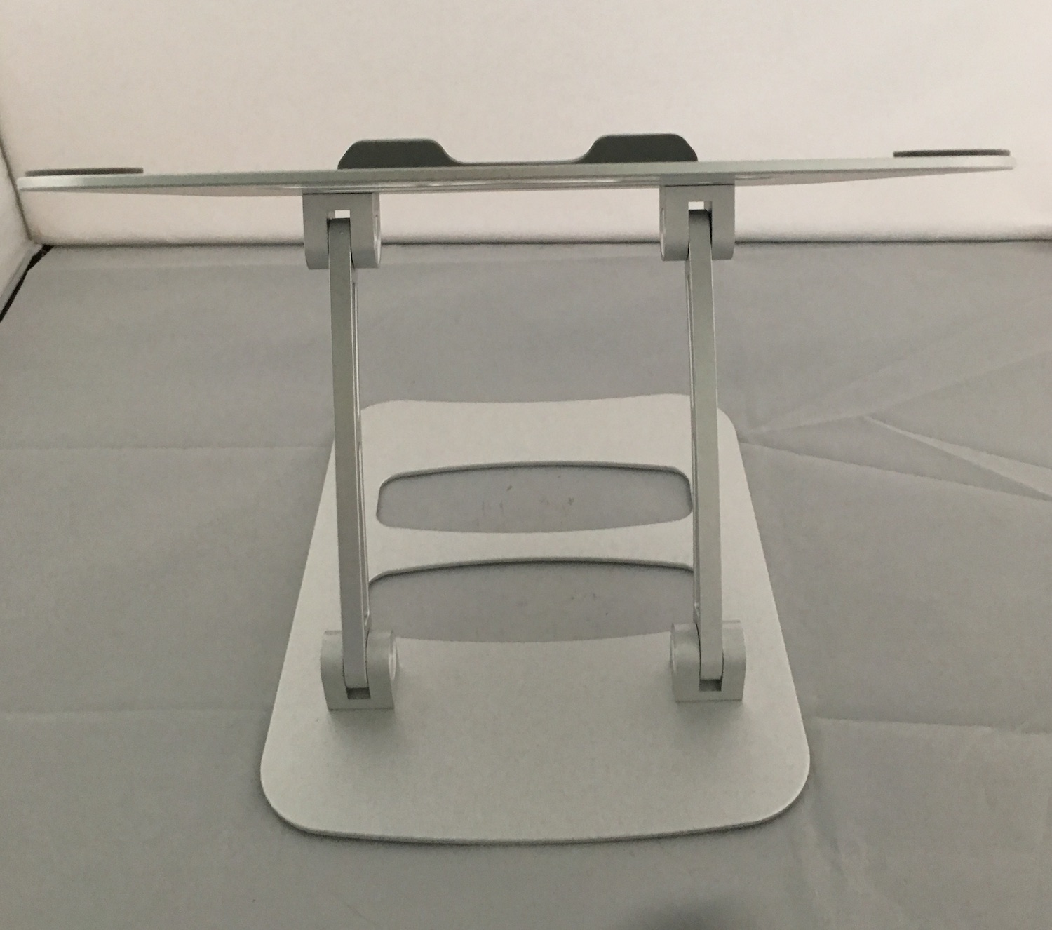 Silver Anodic oxidizing Metal Laptop Stand Tablet Desk Holder 238*250*3MM