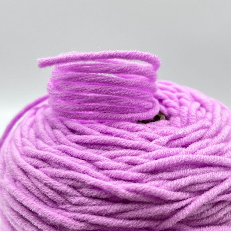 Premium 100% Acrylic Fleece Yarn Tufting Yarn Cone for Cozy Knits and hand knitting