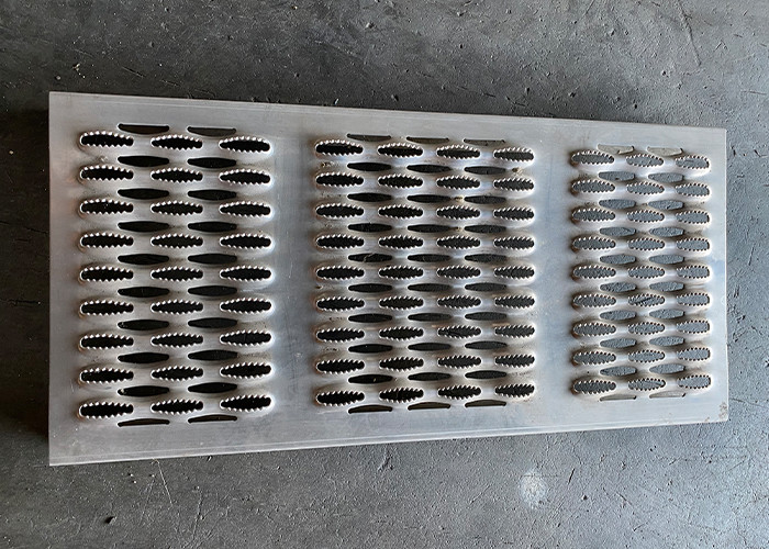 Anti Rust Electro Galvanized Perforated Metal Plate In Stair Corridor