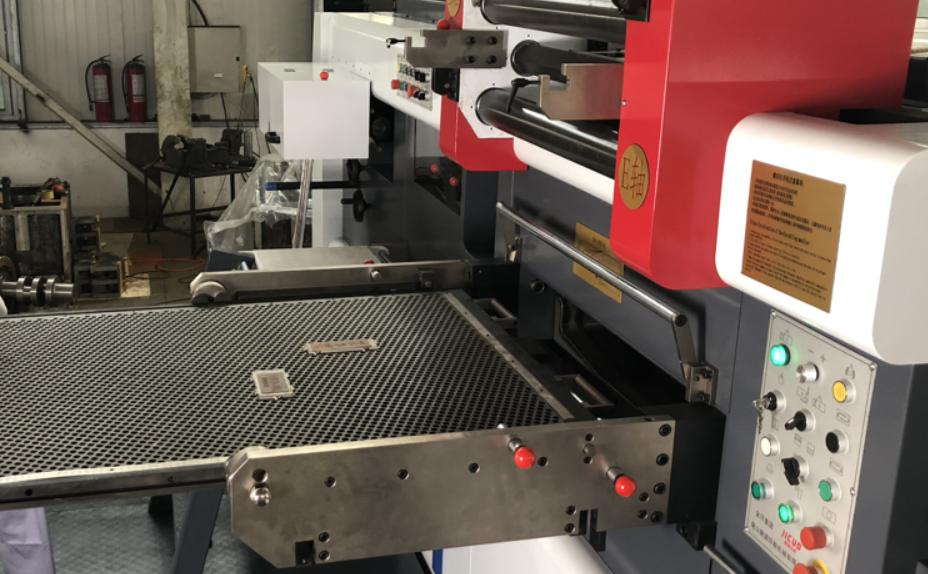 Highly Efficient Hot Foil Stamping Unit 34KW Heating Plate Zone Power