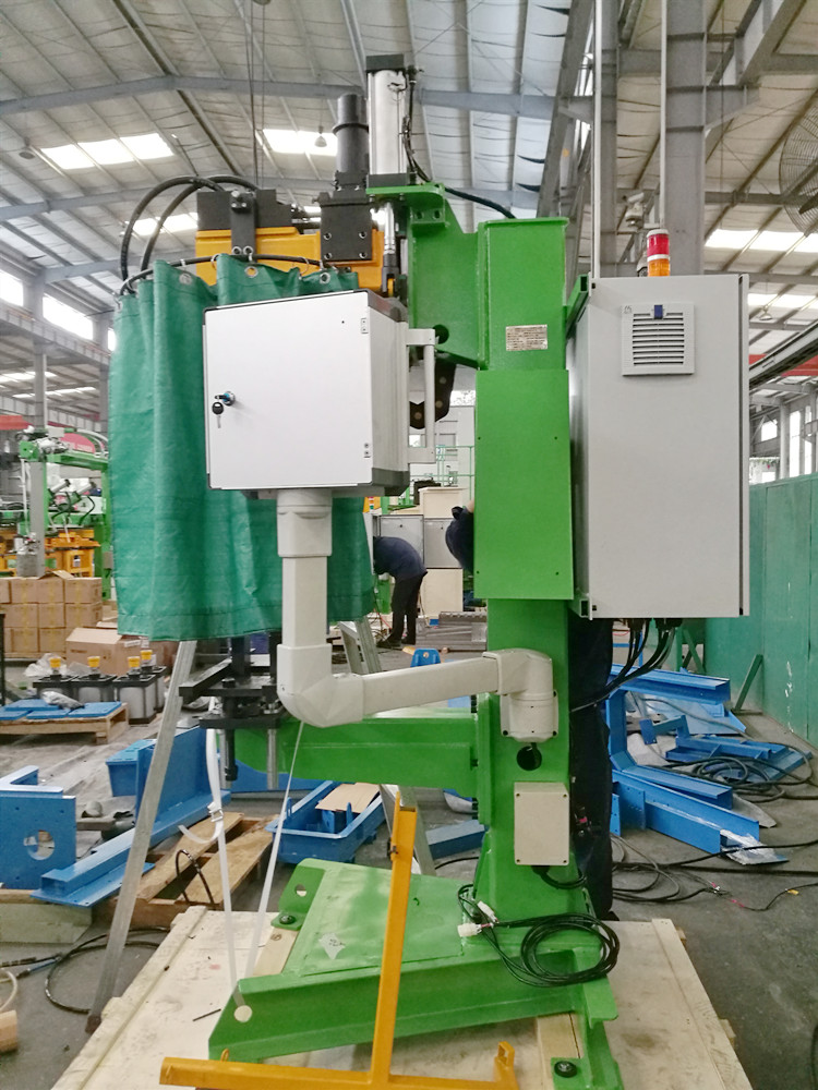PLC Control Water Tank Welding Machine 220V Input And Outer Pipe Welding Machine