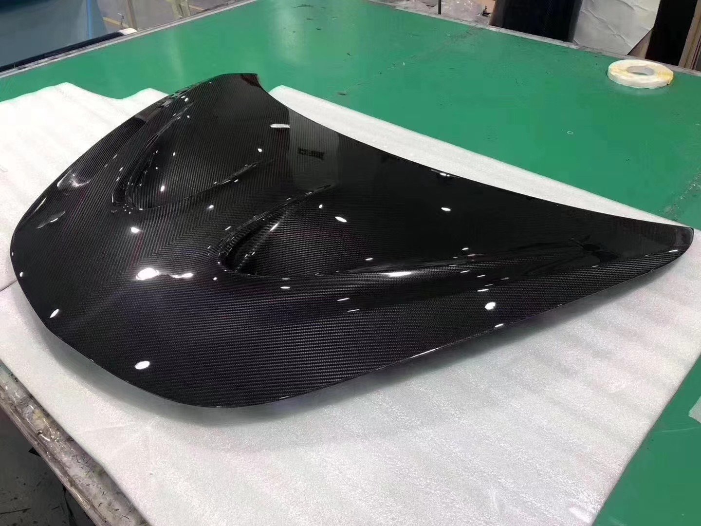 New Product for McLaren MP4-12C 650S Carbon Fiber Hood Mp4-12c 650S Upgraded P1 Style Bonnet and Engine Hatch