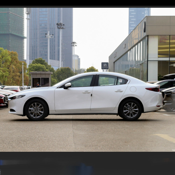 Changan Mazda 3 Axela 2022 2.0L Automatic Smart Edition Compact Car Gasoline