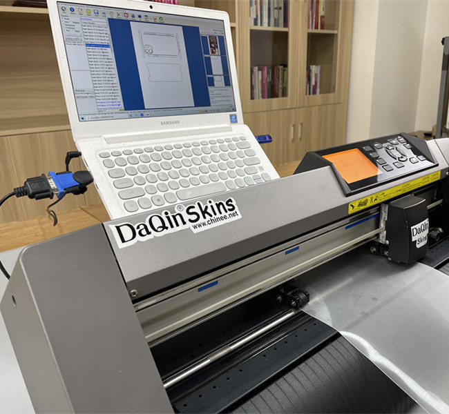 Computer Controlled Graphtec Cutting Machine Plotter And Skin Design Software