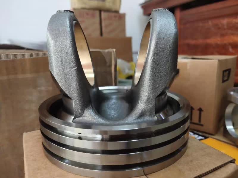 Hydraulic Pump D3C Main Pump D300E Piston Pump CB-54B Motor Pump 902B Pump assembly