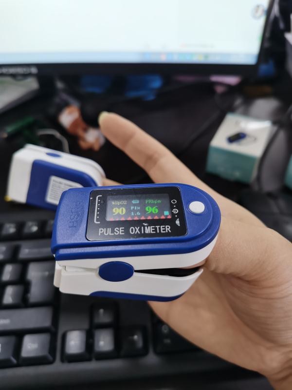 Portable Fingertip Pulse Oximeter And Oximeter Finger Monitor