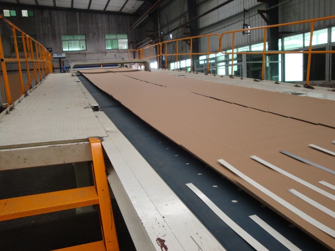 QH-PACK 5 Ply Corrugated Cardboard Production Line , Corrugated Paper Making Machine