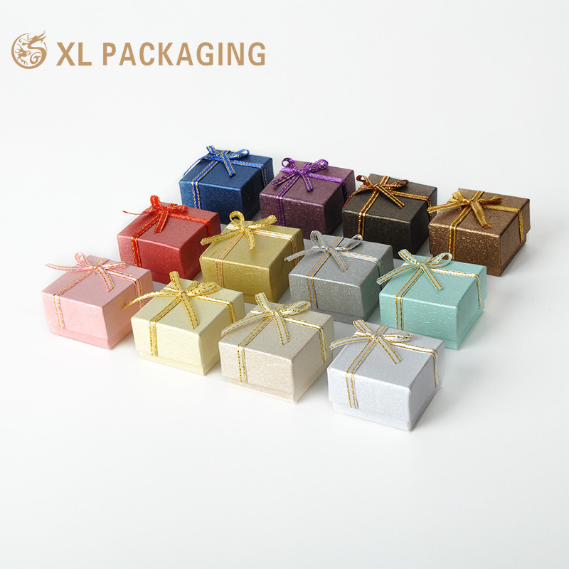 Paperboard Jewelry Packaging Box Custom Black Box for Gift Watches Rings Earrings