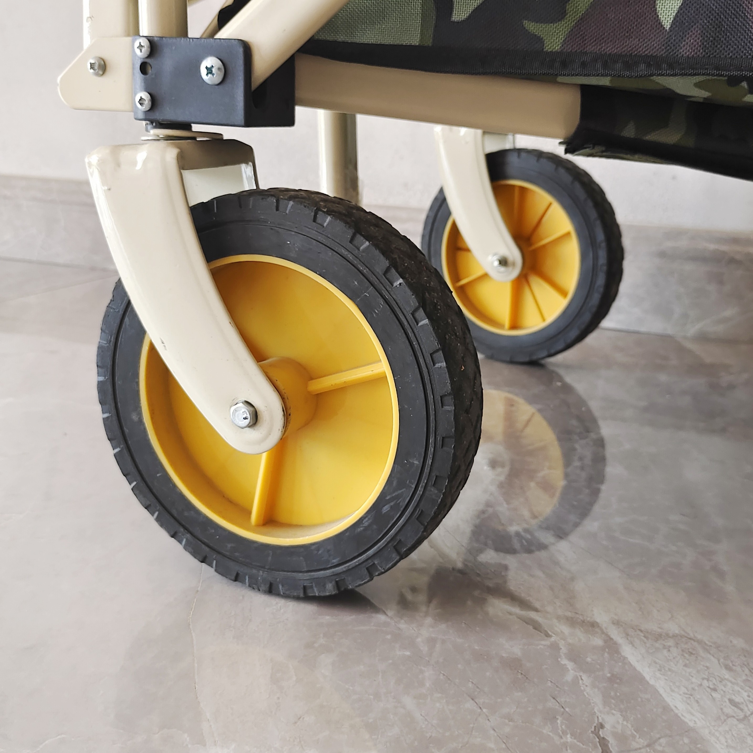 All Terrain Trolley For Outdoor Camping Folding Wagon Customizable Body And Logo
