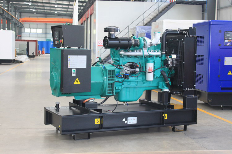 100kva 80kw 6BT5.9 Cummins Diesel Generator Set Silent Type