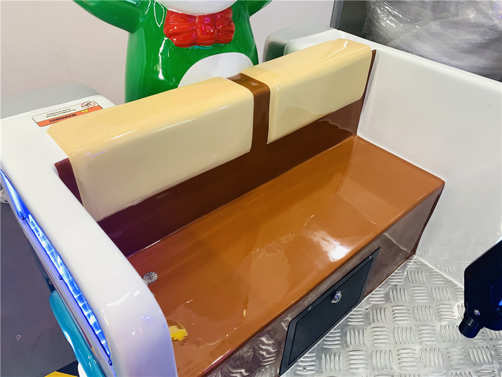 Crocodile Kiddy Ride Machine 1 Player Fiber Glass Material With MP4 Function