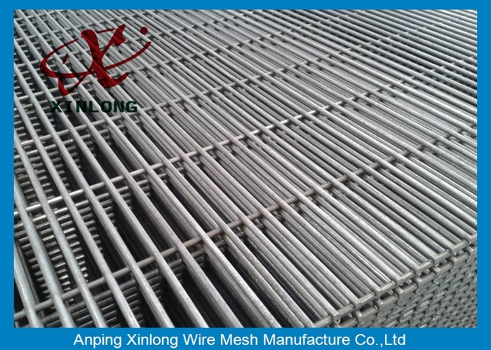 Anti Climb Mesh Fence / Galvanized Walkway School Security Fencing