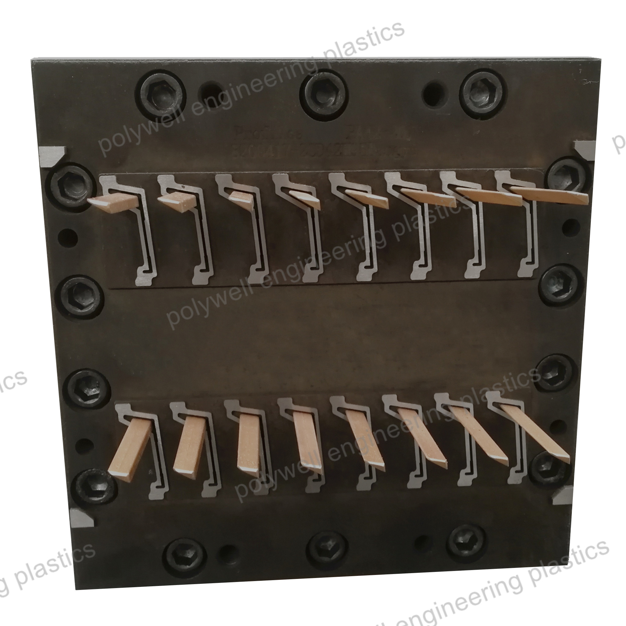Plastic Injection Moulding Die For The Production Of PA66 Thermal Break Strip, Mold Used In Polymer Extrusion Machine
