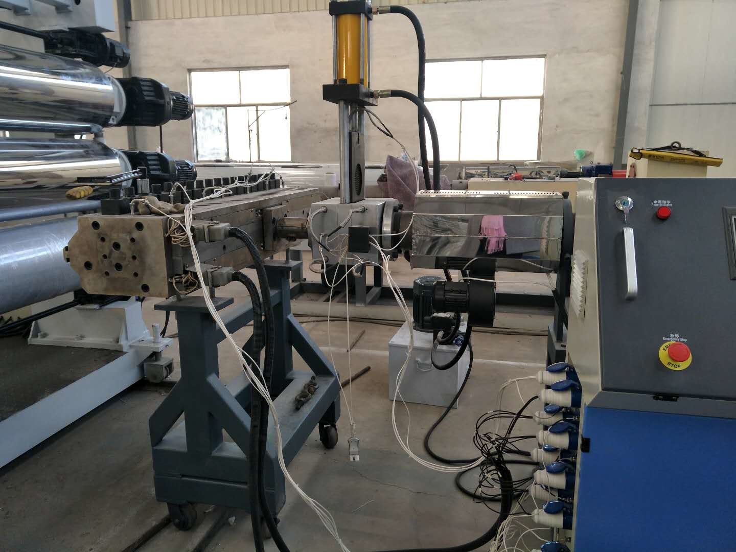 automatic WPC Door Board Extrusion Line With Double screw