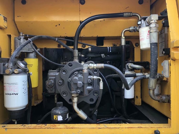 Hydraulic Pump Original 24 Ton Used Volvo240b Excavator in Good Condition from Korea