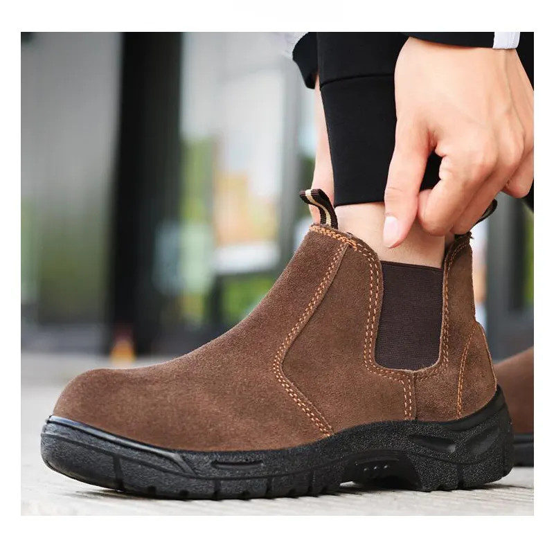 Steel Toe Electrical Safety Shoes Unisex Brown Leather Work Boots Slip Resistant