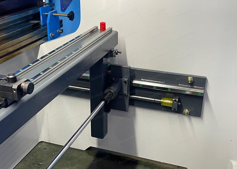 220T Hydraulic Bending Machine WE67K CNC Press Brake Machine Price 3200MM With DA53T 4+1 Axis For Metal Steel Plate