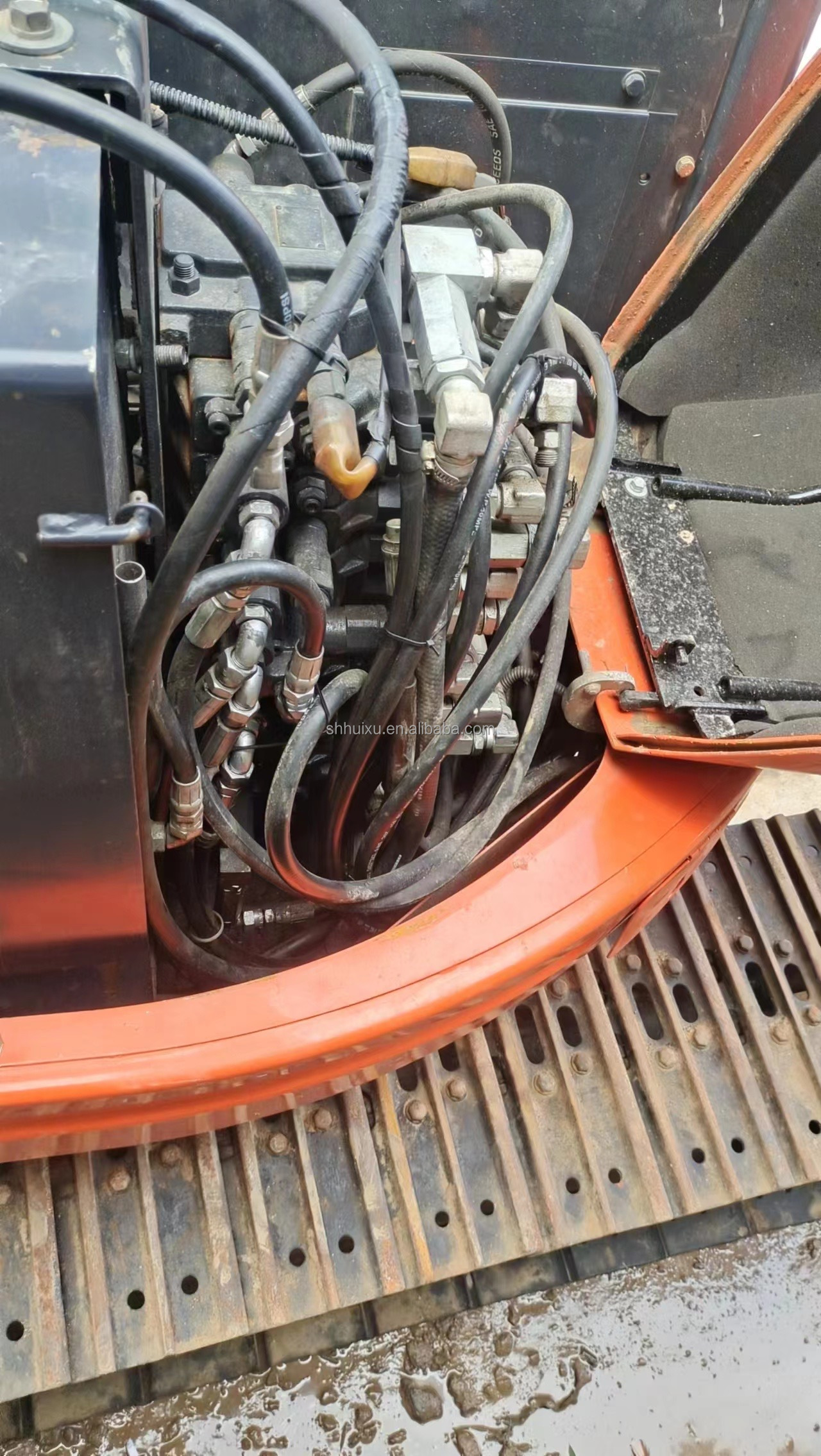 Low working hours second-hand hydraulic excavator Kubota Kx135-5 used excavator Handy excavator price