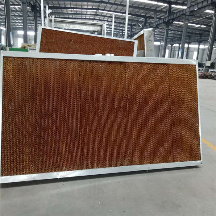 2400 * 2000 * 1500mm Farm Rabbit Cage Q235 Steel Wire / Plastic Material