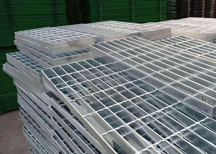 Serrated 303/30/100 Galvanized Grating Park Platform And Pedestrian Corridor