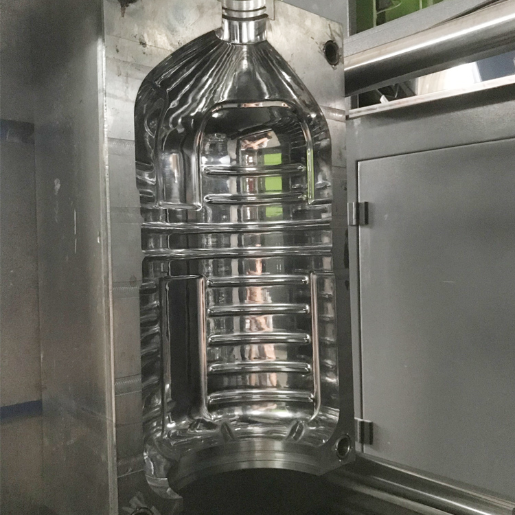 1970x610x1650 mm Size LGB-10L Automatic Blow Molding Machine for PET in Food Beverage