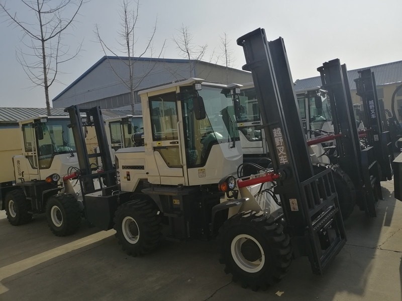 Off Road Forklift 4x4 4WD Model ET50 High Duarability 5ton Rough Terrain Forklift Truck