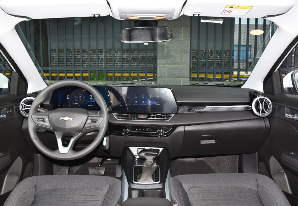 Gasoline Chevrolet 5 Seater Car Minibus Vehicle 4×2 Two Wheel Drive