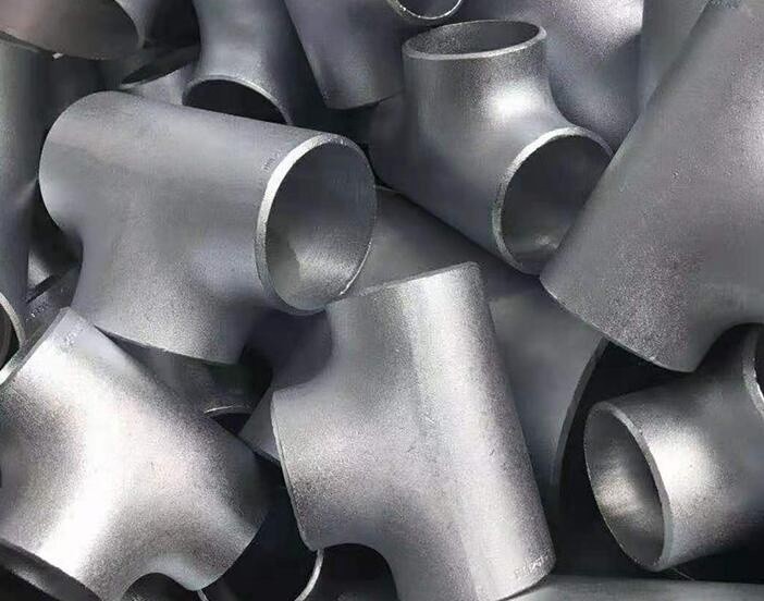 China Hot ASME B16.5 WP304L / 316L 150 # cooper nickle Equal Tee cuni Pipe Fitting MT23