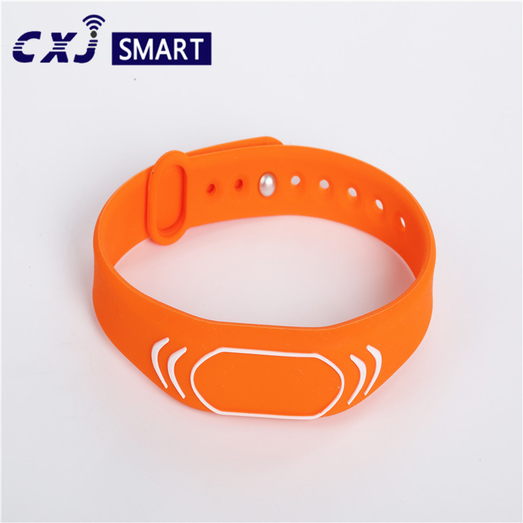 Programmable Silicone ntag213 wrist band RFID NFC Bracelet