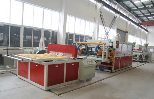 Co-Rotating Conical Twin-Screw PVC Foam Floor Extrusion Line with Double-Screw Design