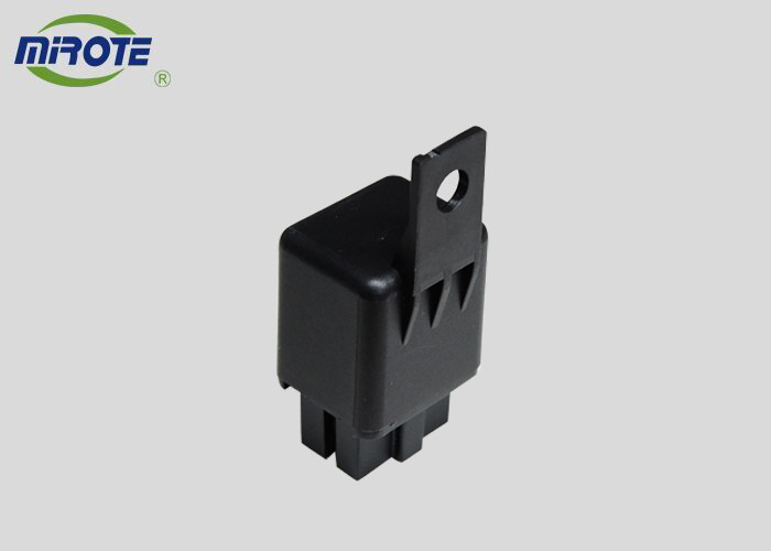 4 Way Black Plastic Cover Car Air Conditioner Relay 24v 40a , 30a 24vdc Relay MB141980