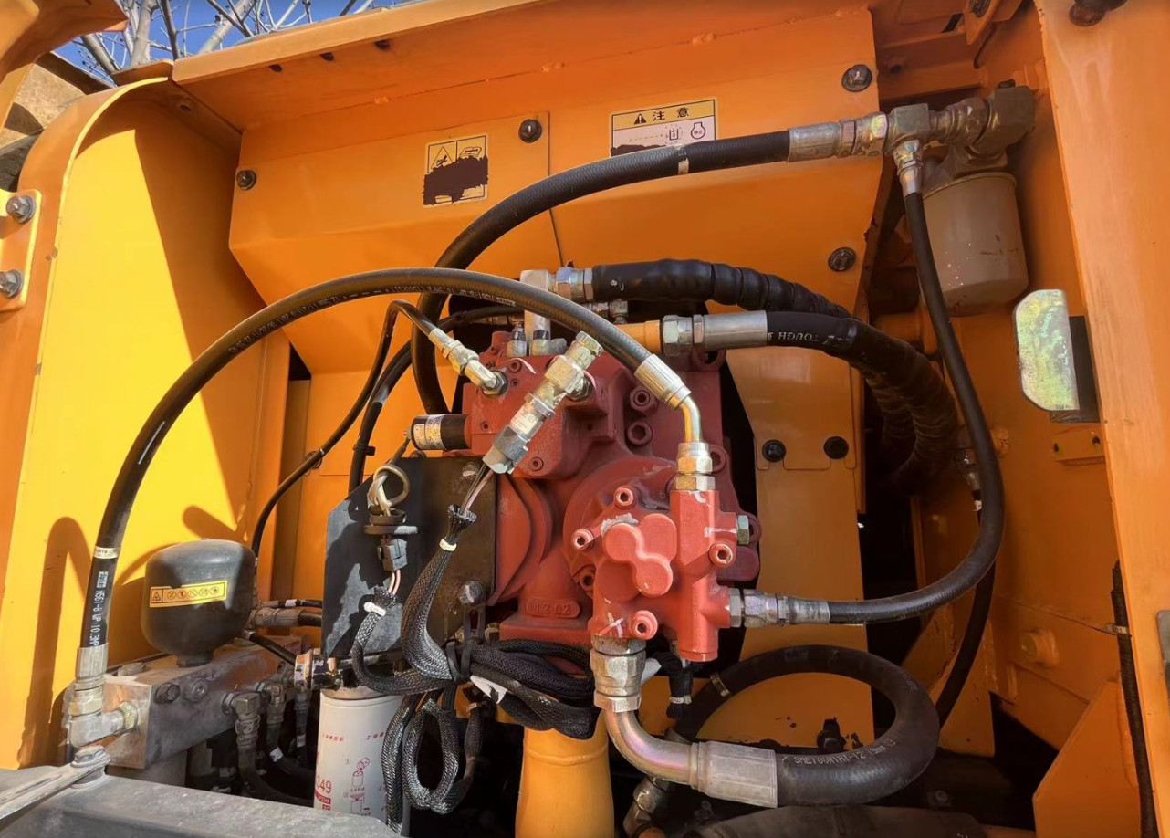 Original Brand Korea Used Hyundai 210 Wheel Excavators for Construction Machine