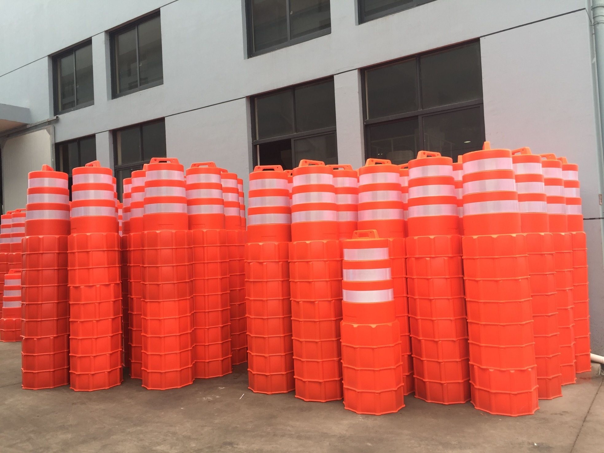 Traffic Safety Warning Reflective Anti Collision Bucket Drum Barrel