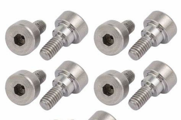 Stainless Steel Metal Shoulder Bolts with Step Design for Engineering and Industrial Use 1/2 7/16 1