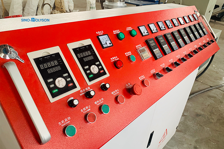 PVC Water Supply Pipe Making Machine PVC Pipe Manufacturing Machine 380V