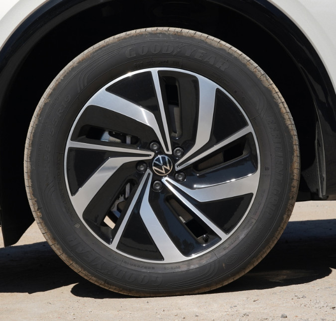 Volkswagen VW VILORAN 2023 330TSI Medium Large 5 Door 7 Seats MPV