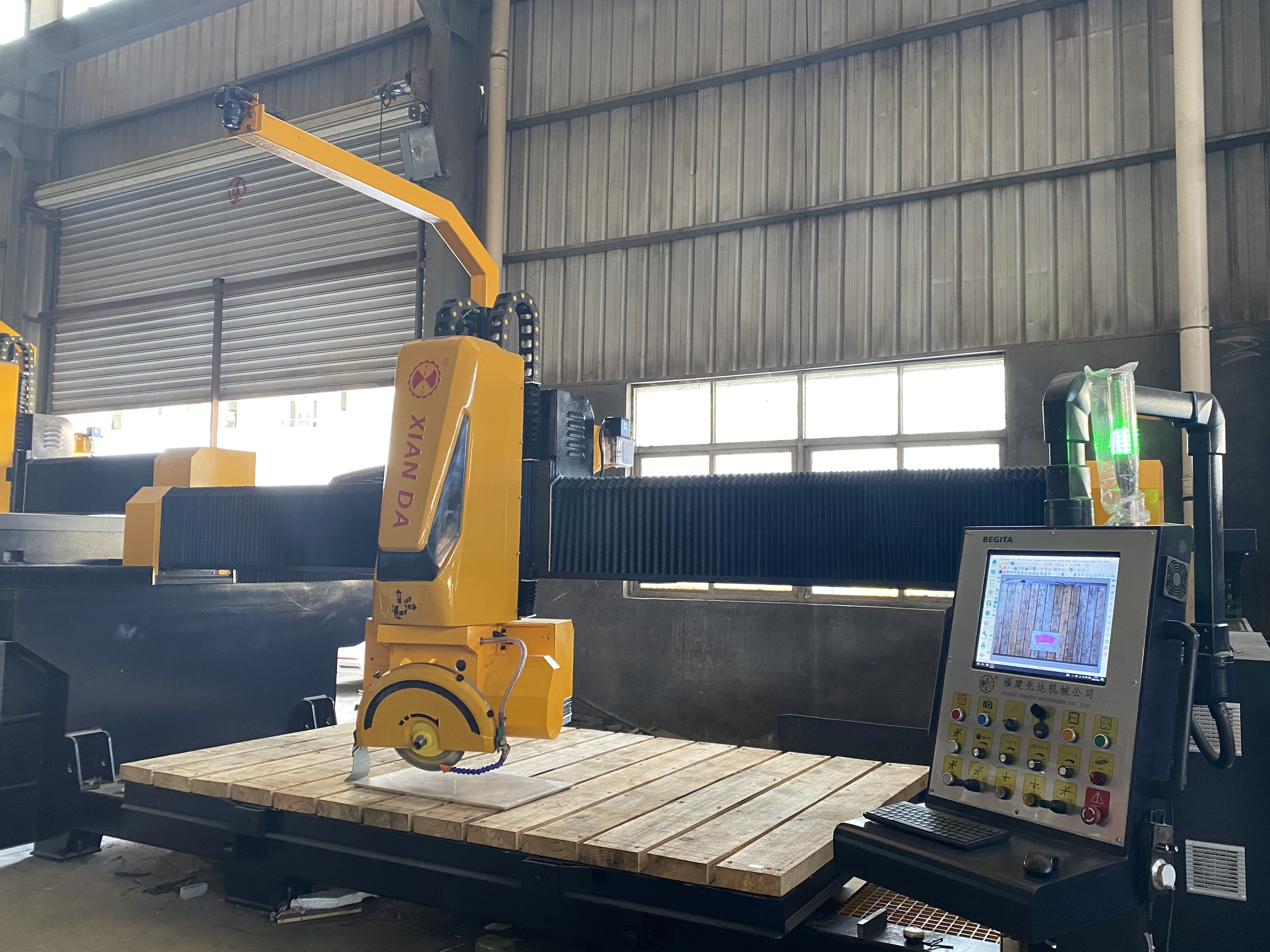 5 Axis CNC Bridge Cutting Machine For Countertop