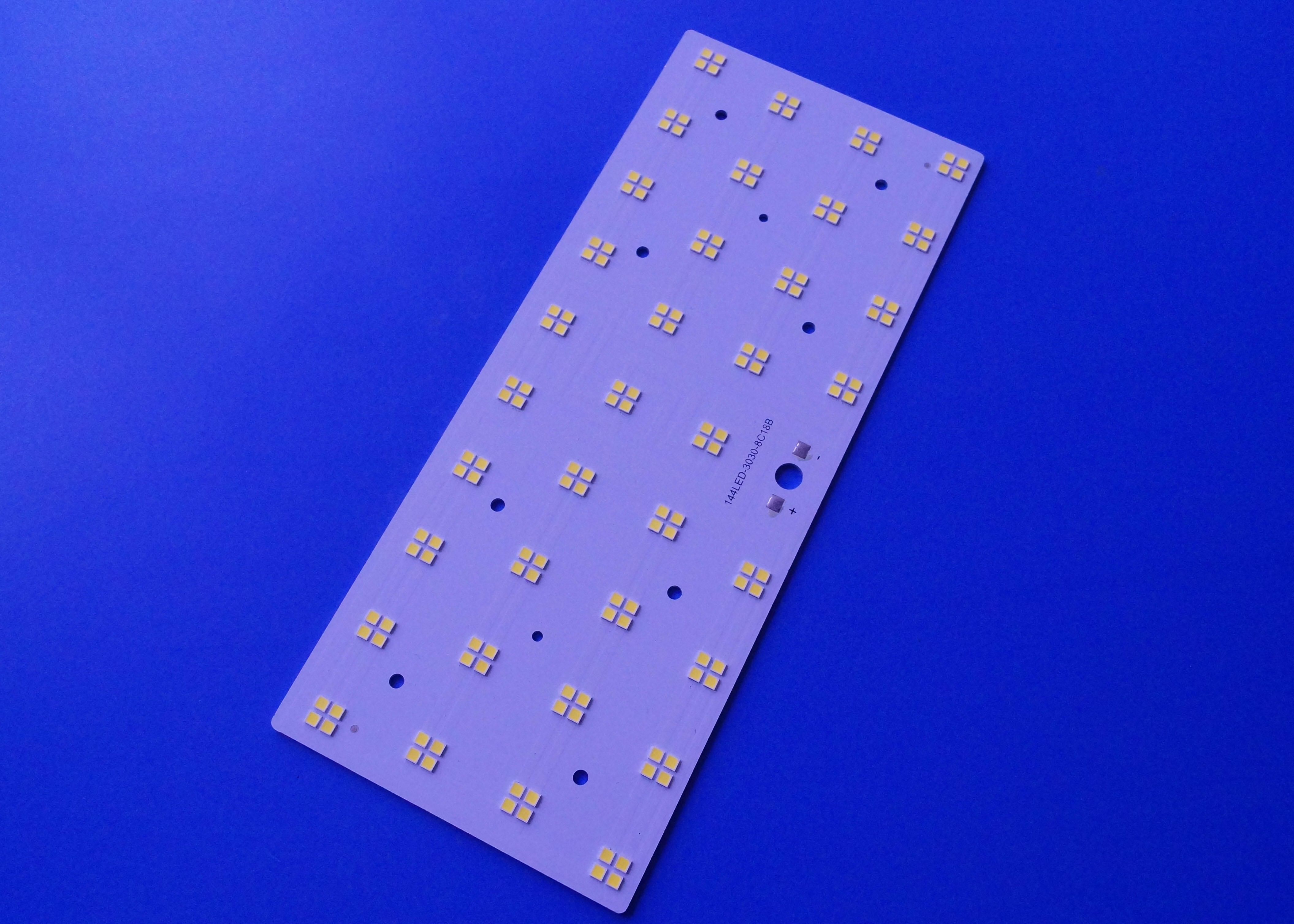 3030 SMD Led Outdoor Street Light Fixtures Module 100 Watt 253x120mm 151x81 Degree