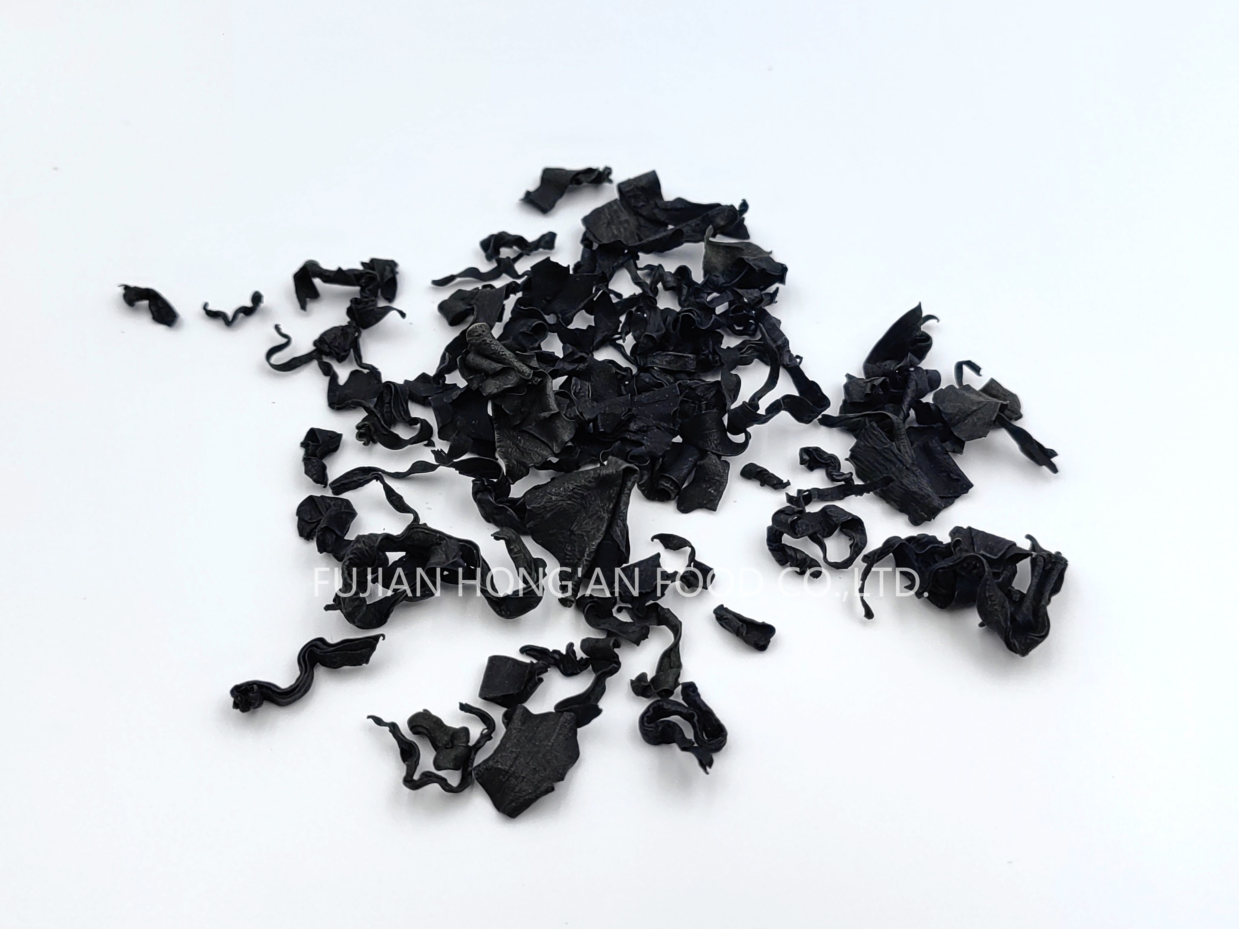 Nutrient Rich Black Wakame Undaria Pinnatifida Belt Seaweed Salad With Dressing
