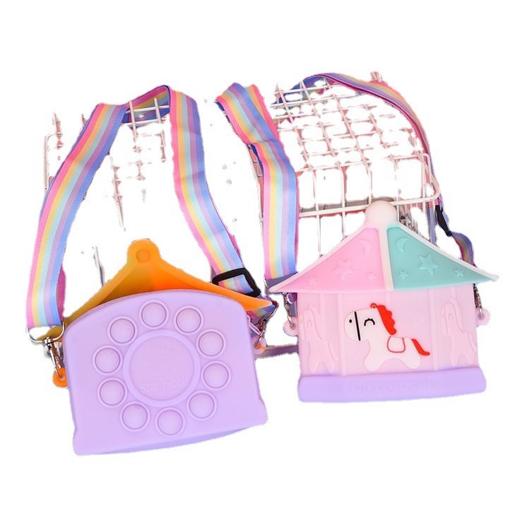 Carousel Kid CrossBody Shoulder Bag BPA Free Silicone Pencil Case For Stationery And Makeup Organization School Supplies