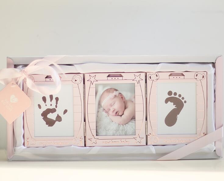 Lovely Aluminum New born Baby Handprint and Footprint Photo Frame Kit with a EN71 passed Ink Pad